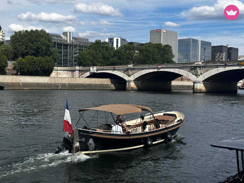 Bateau à moteur Victoriasloep Open 11m 315cv
