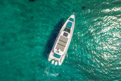 Charter Motorboat Axopar 37XC Cross Cabin Eretria