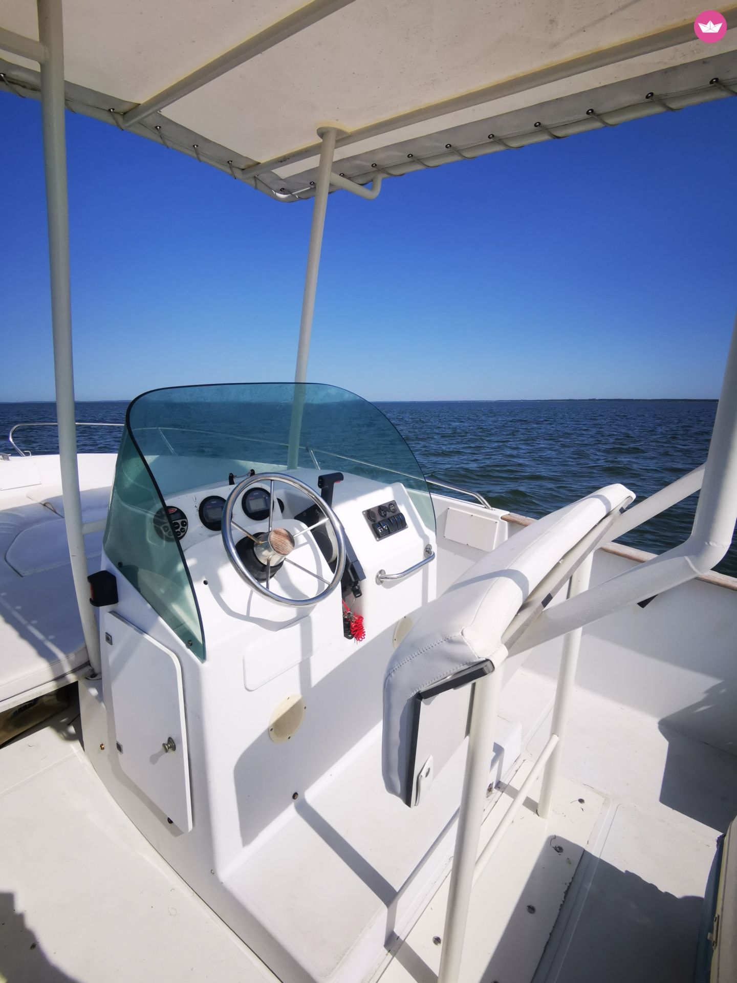 Bateau à moteur Jeanneau Camarat 615 110cv 3