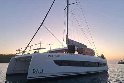 Catamaran Bali Catsmart DORTOKA