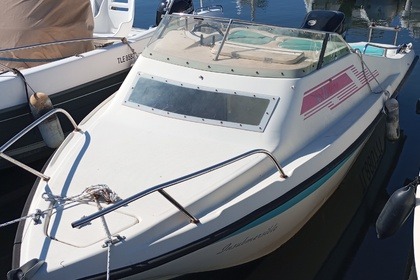 Hire Motorboat Ultramar Insubmersible 83220