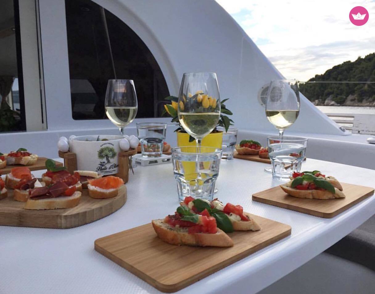 Charter catamaran in Athens  