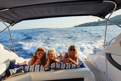 Hyra båt Motorbåt Sunseeker Superhawk 48', Saint Raphael, 15 mètres Saint-Raphaël