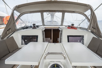 Verhuur Zeilboot Jeanneau Sun Odyssey 410 Skiathos