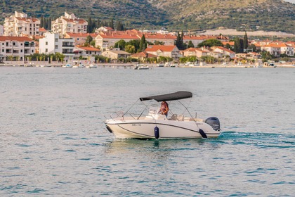 Quicksilver 605 activ open