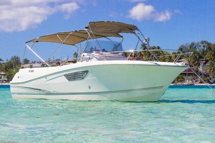 Location Bateau à moteur Jeanneau Cap Camarat 8.5 CC Pointe-à-Pitre