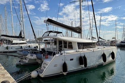Hire Catamaran Lagoon Lagoon 400 Athens