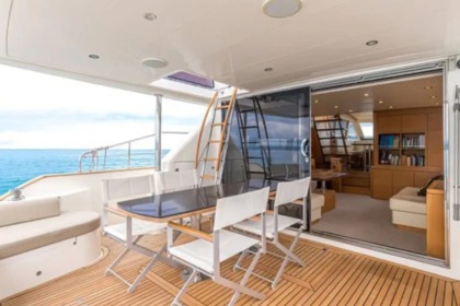 Location Yacht à moteur Guy couach Guy Couach 23 Juan les Pins