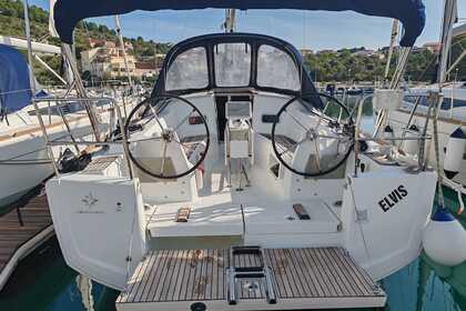 Hire Sailboat JEANNEAU SUN ODYSSEY 349 Drage, Pakoštane