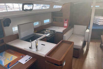 Hyra båt Segelbåt  Sun Odyssey 410 Primošten