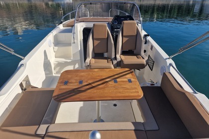 Miete Motorboot Quicksilver Activ 755 Sundeck Marseille