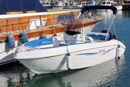 Чартер лодки без лицензии  Trimarchi 57S Сан-Pемо