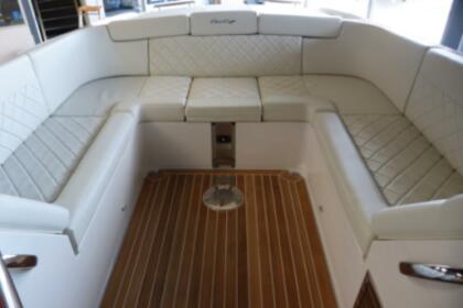 Magnifique Chris Craft corsair 32 pieds