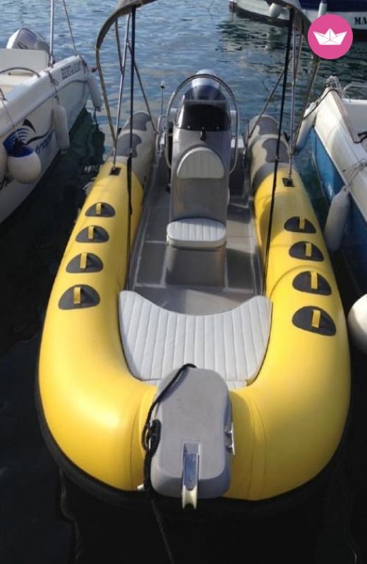 Bura 560 in Trogir for hire