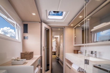 Seven Seas-Weekly Crewed Charter Cruise with Lagoon 46F