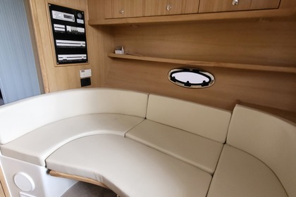 Brand new motor yacht  30 Hardtop