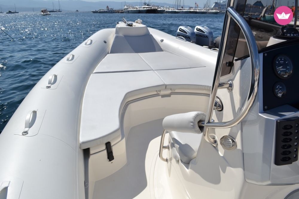 Semi-rigide Bwa 28 Gt de particuliers et professionnels