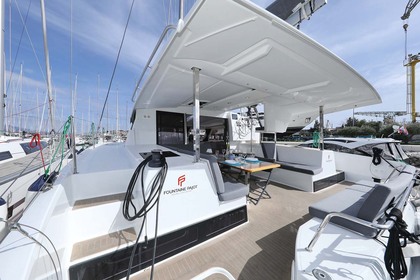 Hyra båt Katamaran Fountaine Pajot Isla 40 Trogir