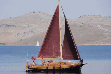 Charter Sailboat Betina Leut Morro Vrboska