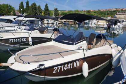 Alquiler Lancha Quicksilver Activ 605 Sundeck Punat