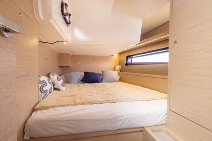 Hire Sailboat  Sunsail 44.3 Castries