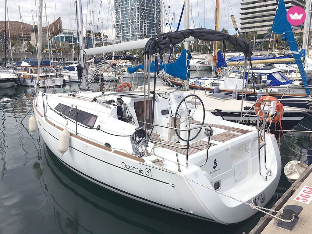 Charter Sailboat Beneteau Oceanis 31 Barcelona
