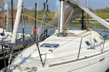 Hire Sailboat Beneteau First 31.7 Arzon