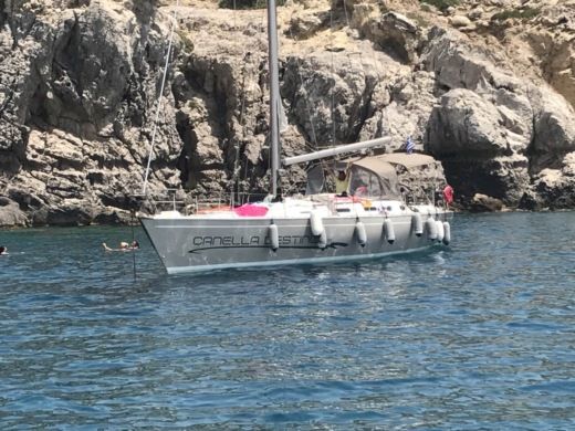 Dromor Triton 49FT