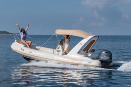 Rental Motorboat Aquamax 21 Hvar