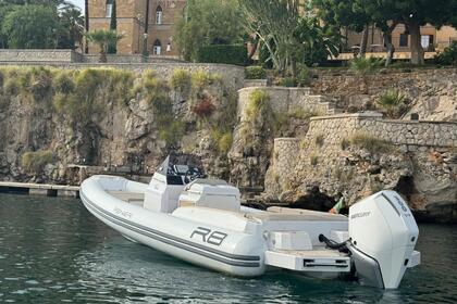 Hire RIB renier r8 Palermo