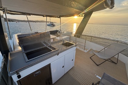 Catamaran MOTEUR LEOPARD 43 PC