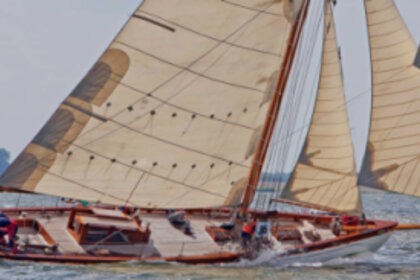 Чартер Парусная яхта Classic Sailing Yacht 85ft Yawl Монте-Карло