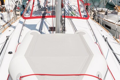 Hyra båt Segelbåt Bénéteau Oceanis 45 - 4 cab. Split