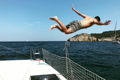 Catamaran ESTELA III  per 8-9 persone