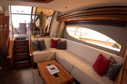 Pearl 60 – Style, Speed & Sea Adventures