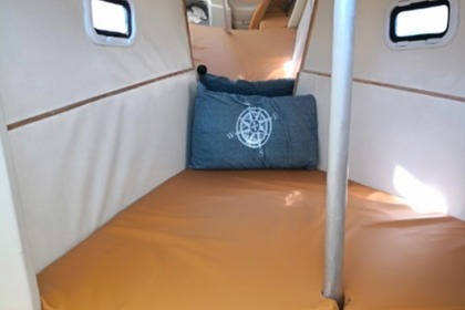 Lancha para 6 personas en Sitges