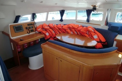 Hire Lagoon Lagoon 410