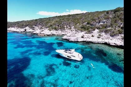 Location Bateau à moteur AZIMUT Atlantis 44 Porto-Vecchio