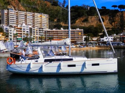 Location Voilier Beneteau Oceanis 38 Blanes