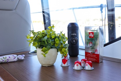 Merry Fisher 895, climate unit, diving, TV, PS5, fridge, thrusters, heating, inverter