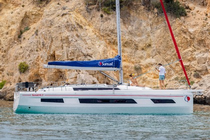 Hire Sailboat  Sunsail 41.3 Marina