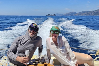 Amalfi Coast and Capri on Commodoro