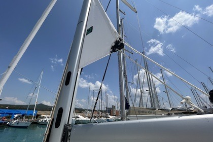 Rental Sailboat  Hanse 460 Castiglioncello