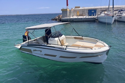 Hire Motorboat Bma X199 Es Trenc