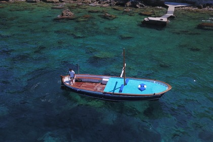 Tour in barca a Capri
