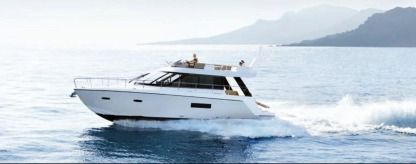 Location Bateau à moteur Sealine 42 Antibes