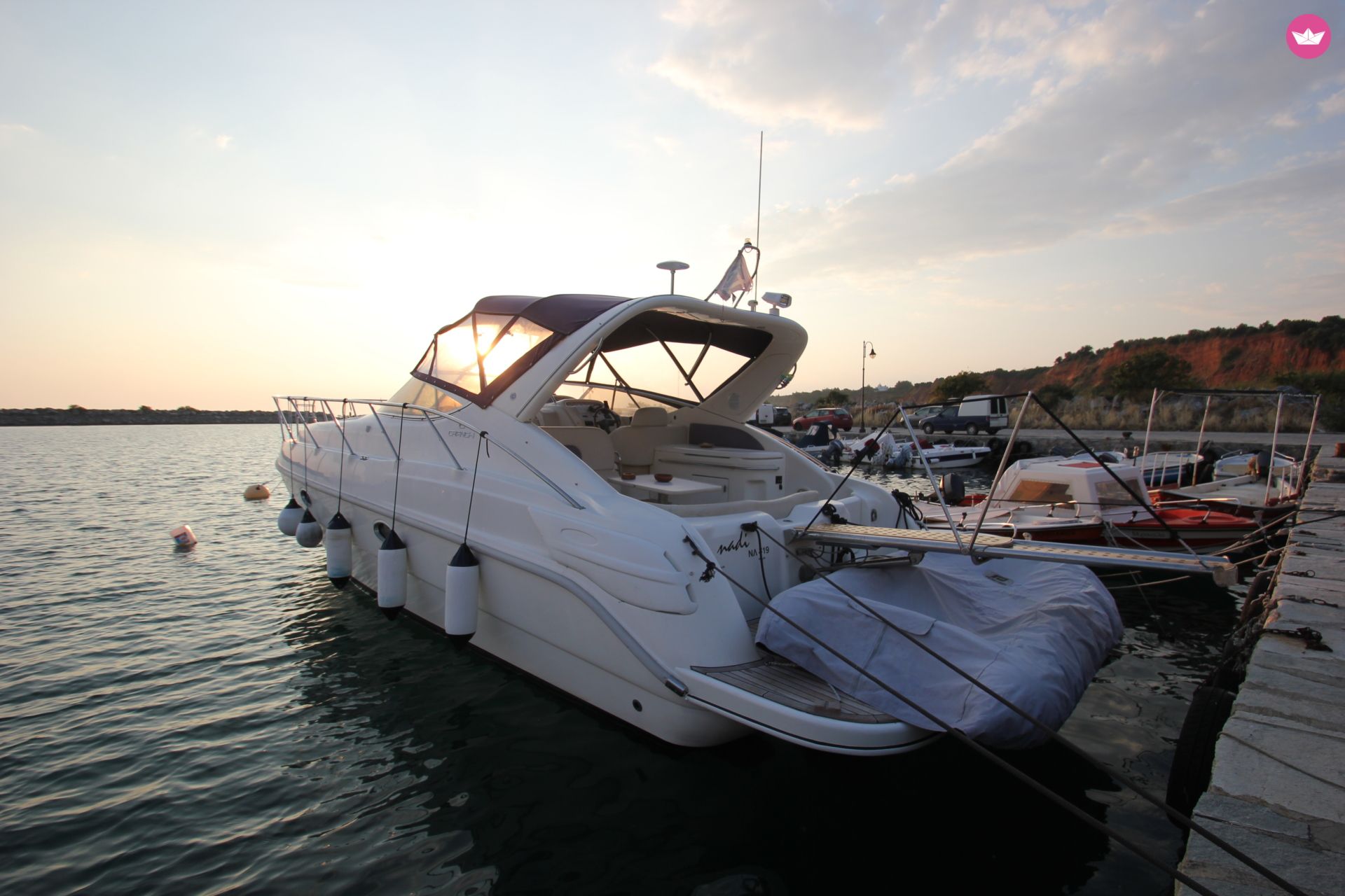 Charter motorboat in Athens  