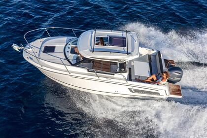 Charter Motorboat Jeanneau Merry Fisher 795 Bormes-les-Mimosas