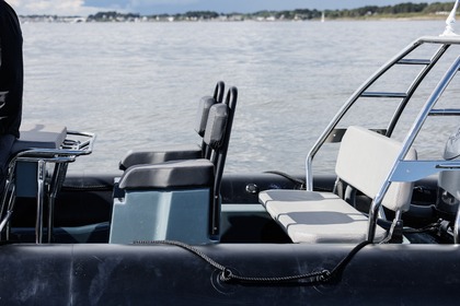 Bombard Explorer 700 - 200 CV