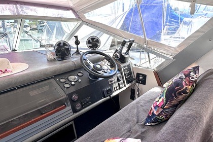Rio 830 Cabin, geräumiges Motorboot für Ferien auf dem See